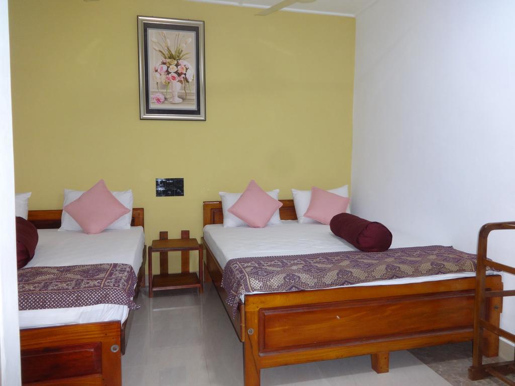 Dutch Bay Beach Cottages Trincomalee Exteriör bild