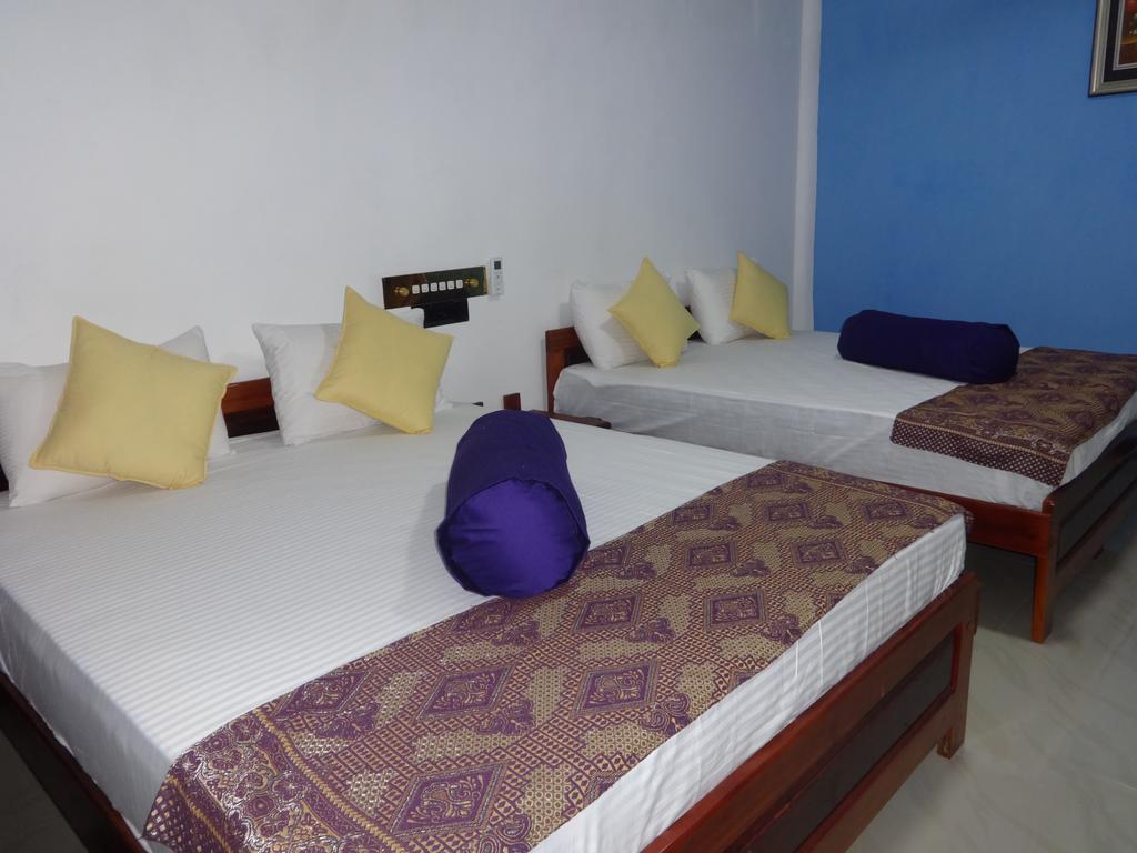 Dutch Bay Beach Cottages Trincomalee Exteriör bild