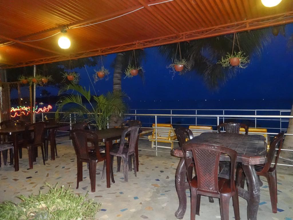 Dutch Bay Beach Cottages Trincomalee Exteriör bild